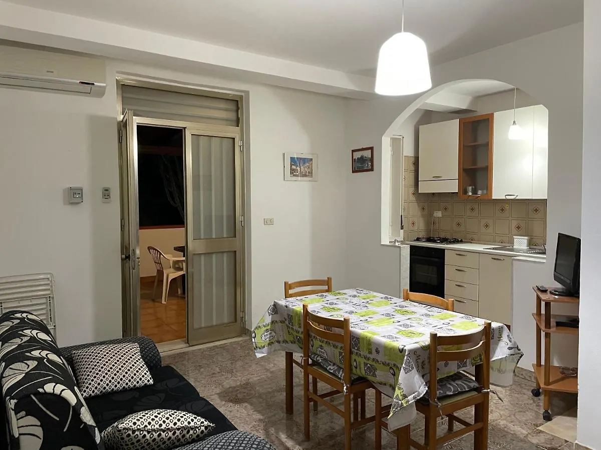 Appartamento San Lorenzo Reitani Italia